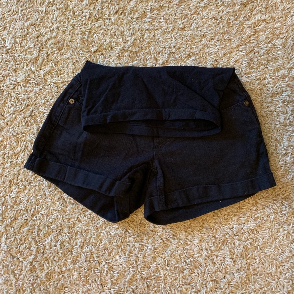 A Pea In The Pod jean shorts with secret belly fit